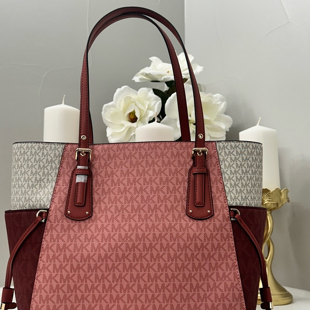 Like this listing to know when I’m going live. Michael Kors, Kate Spade, Coach